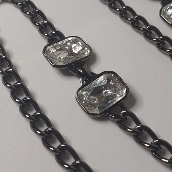 Heavy Metal And Glass Black Chain Necklace 30 Inches - Picture 6 of 14